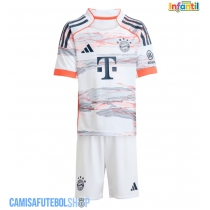 Camisa de time de futebol Bayern Munich Aleksandar Pavlovic #45 Replicas 2º Equipamento Infantil 2025-26 Manga Curta (+ Calças curtas)